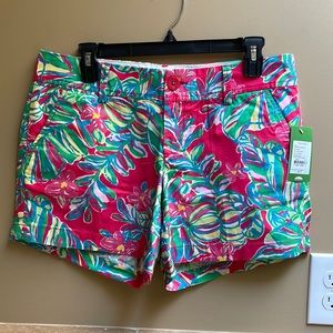 Lilly Pulitzer Callahan short - pomegranate, jungle tumble, women’s size 10